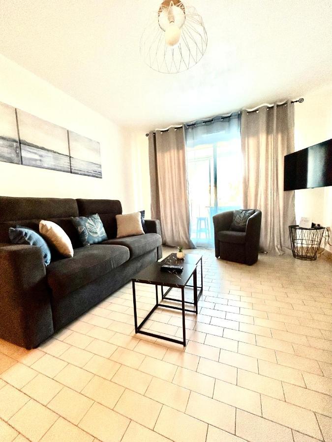 Grand T2 Proche De La Mer Sète Buitenkant foto